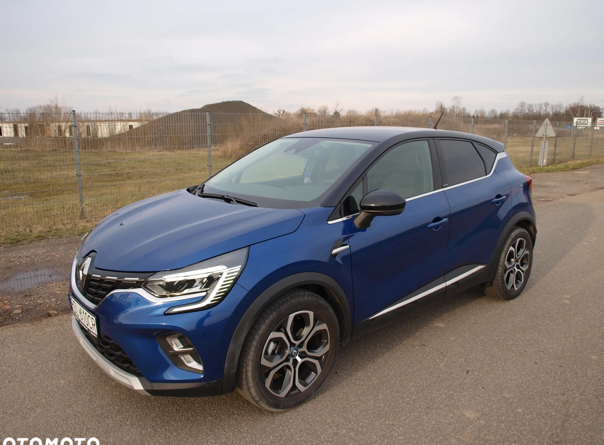 Renault Captur cena 113900 przebieg: 9573, rok produkcji 2021 z Słupca małe 211